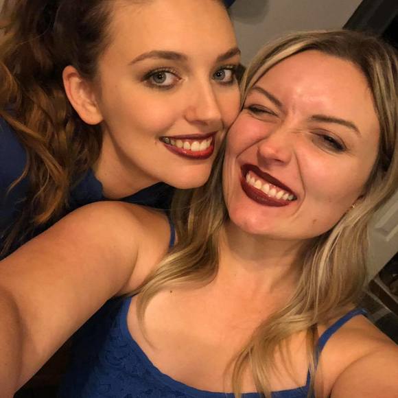 Meet your Posher, Hilary - Picture 1 of 1